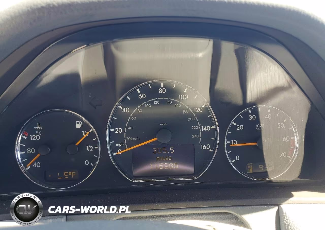 2001 Mercedes-Benz E 320 4Matic VIN:WDBJH82J21X051038 - 9