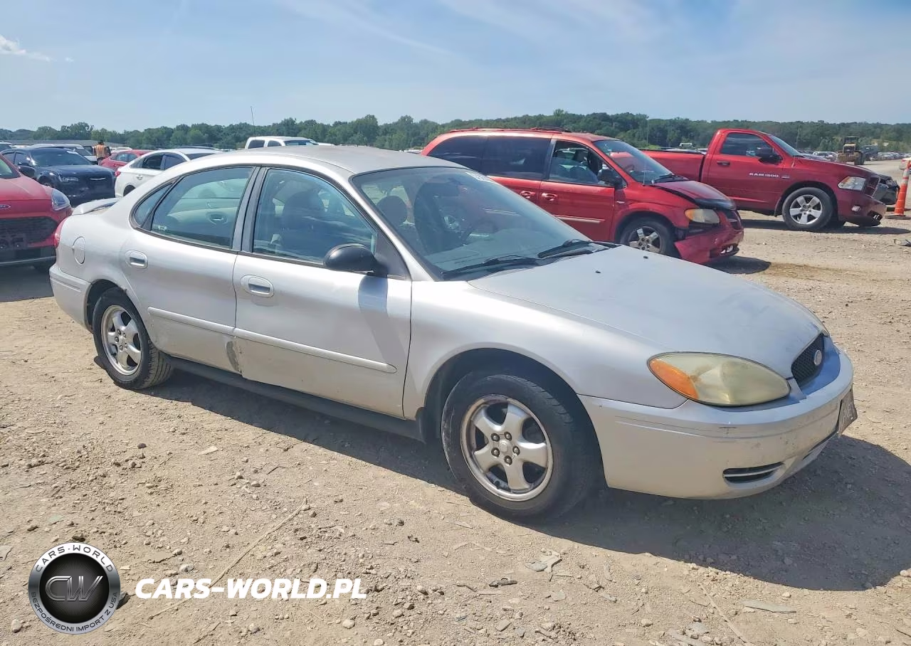 2005 Ford Taurus Se VIN:1FAFP53205A255688 - 4