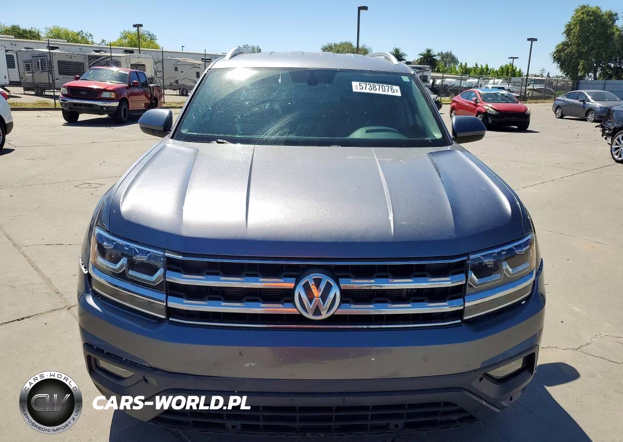 2018 Volkswagen Atlas Se VIN:1V2CR2CA1JC563916 - 5