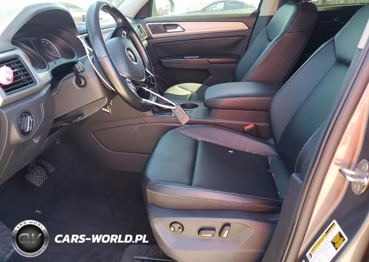 2018 Volkswagen Atlas Se VIN:1V2CR2CA1JC563916 - 7