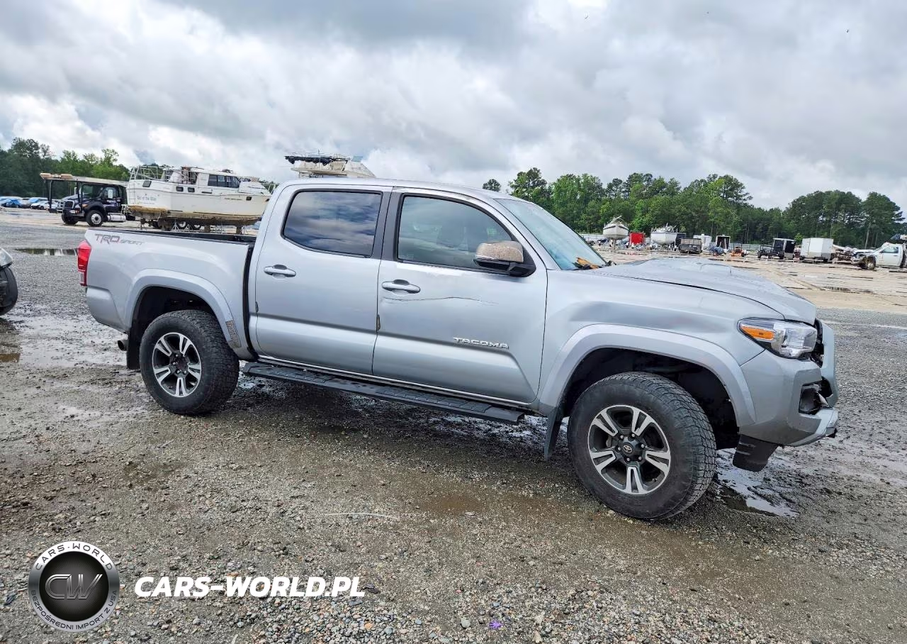 2017 Toyota Tacoma Trd Sport VIN:5TFAZ5CN4HX038753 - 4