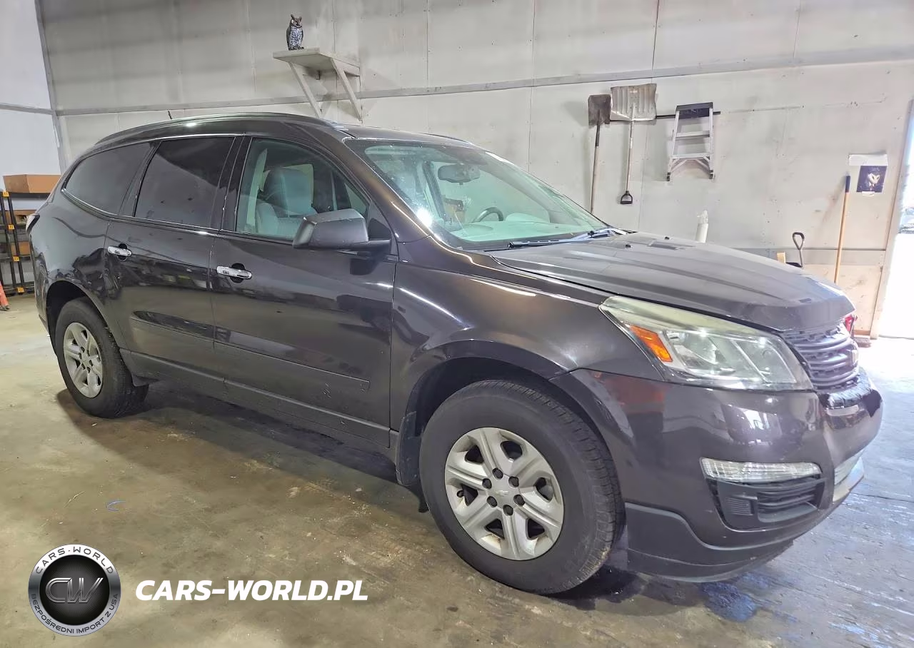 2017 Chevrolet Traverse Ls VIN:1GNKRFKD4HJ266054 - 4