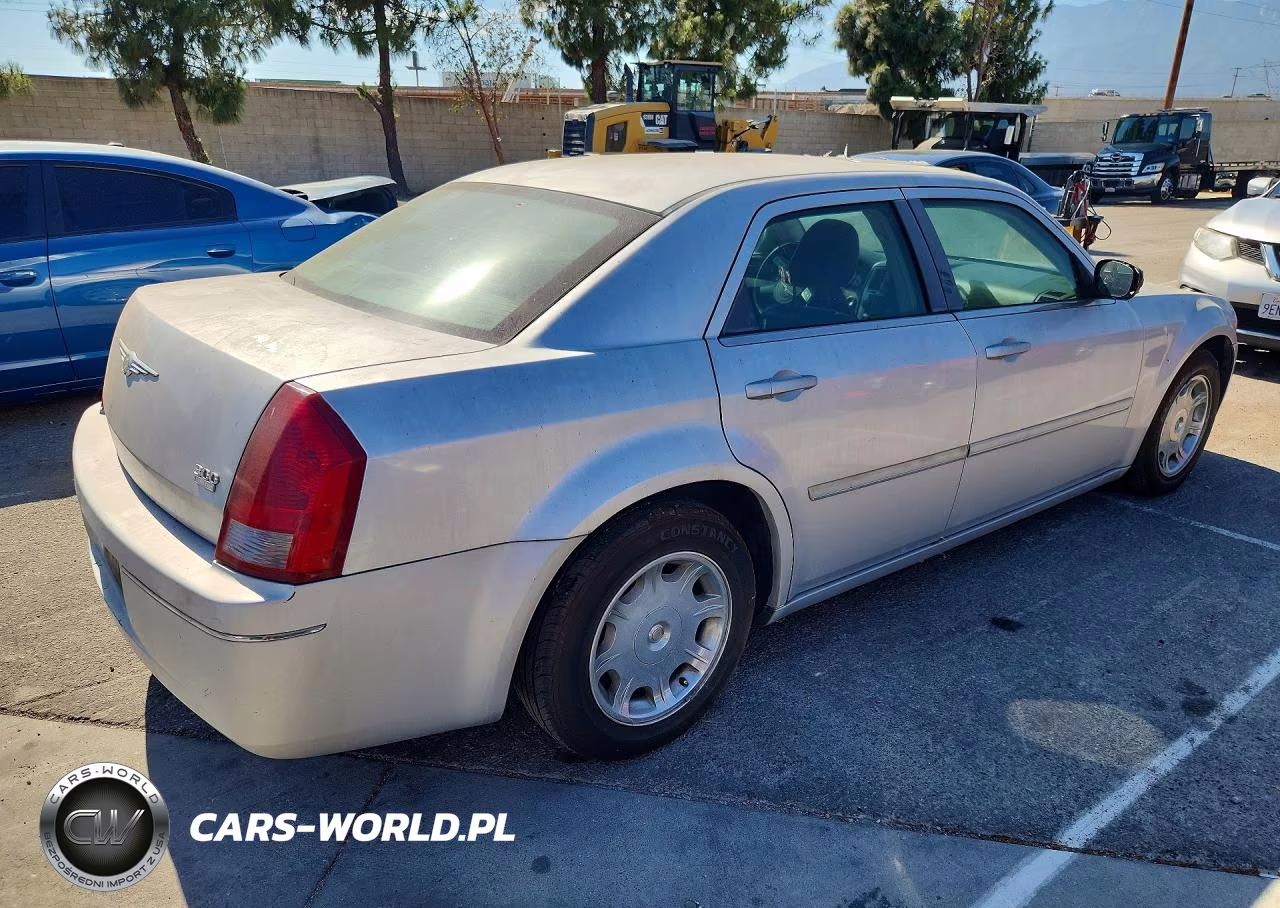 2005 Chrysler 300 Touring VIN:2C3JA53G95H154799 - 3