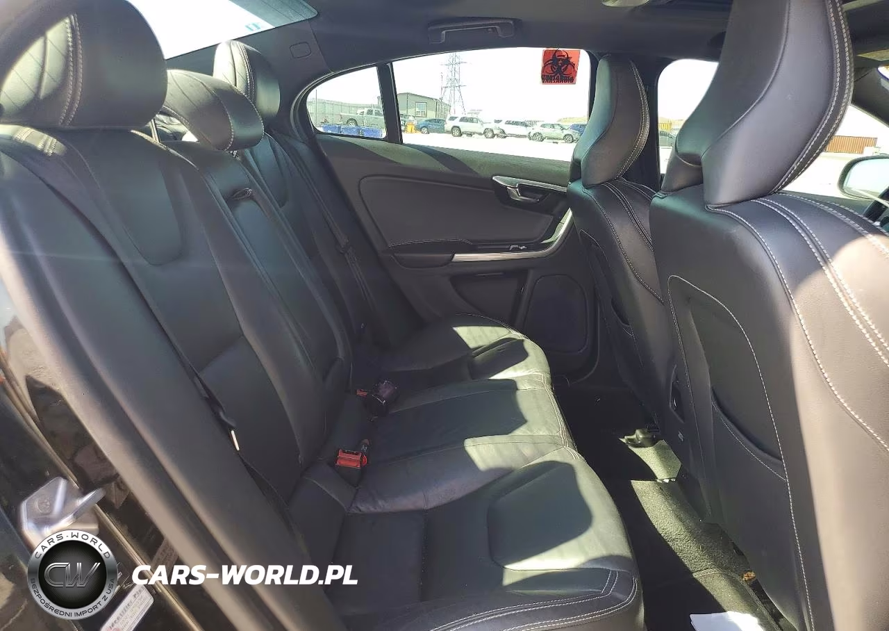 2015 Volvo S60 Platinum VIN:YV149MFM7F1344673 - 10