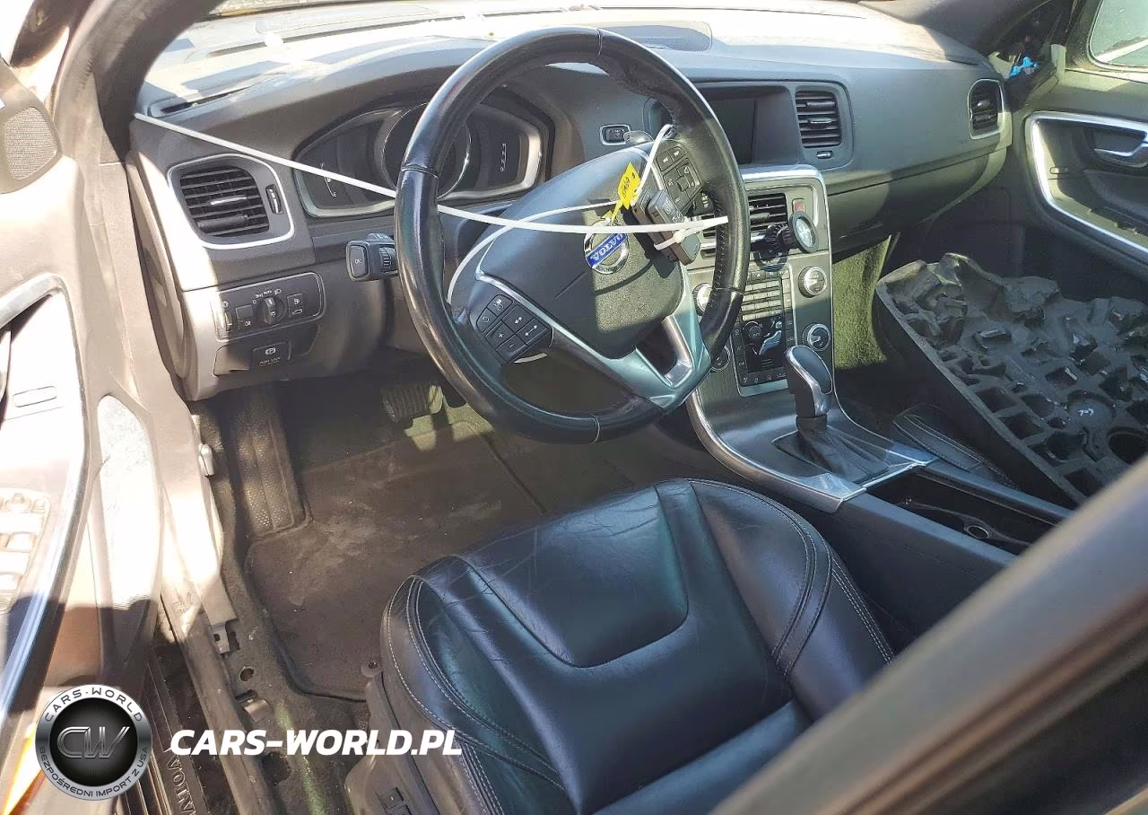2015 Volvo S60 Platinum VIN:YV149MFM7F1344673 - 8