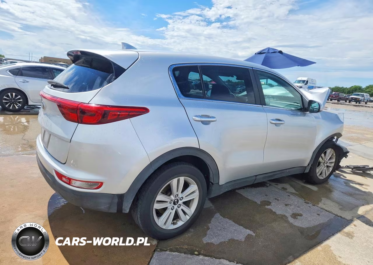 2018 Kia Sportage Lx VIN:KNDPM3AC5J7336023 - 3