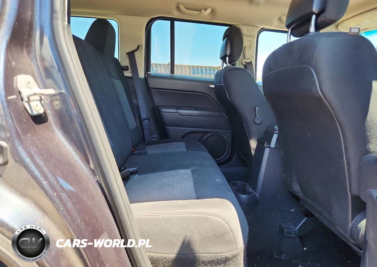 2015 Jeep Patriot Sport VIN:1C4NJPBA8FD185370 - 11