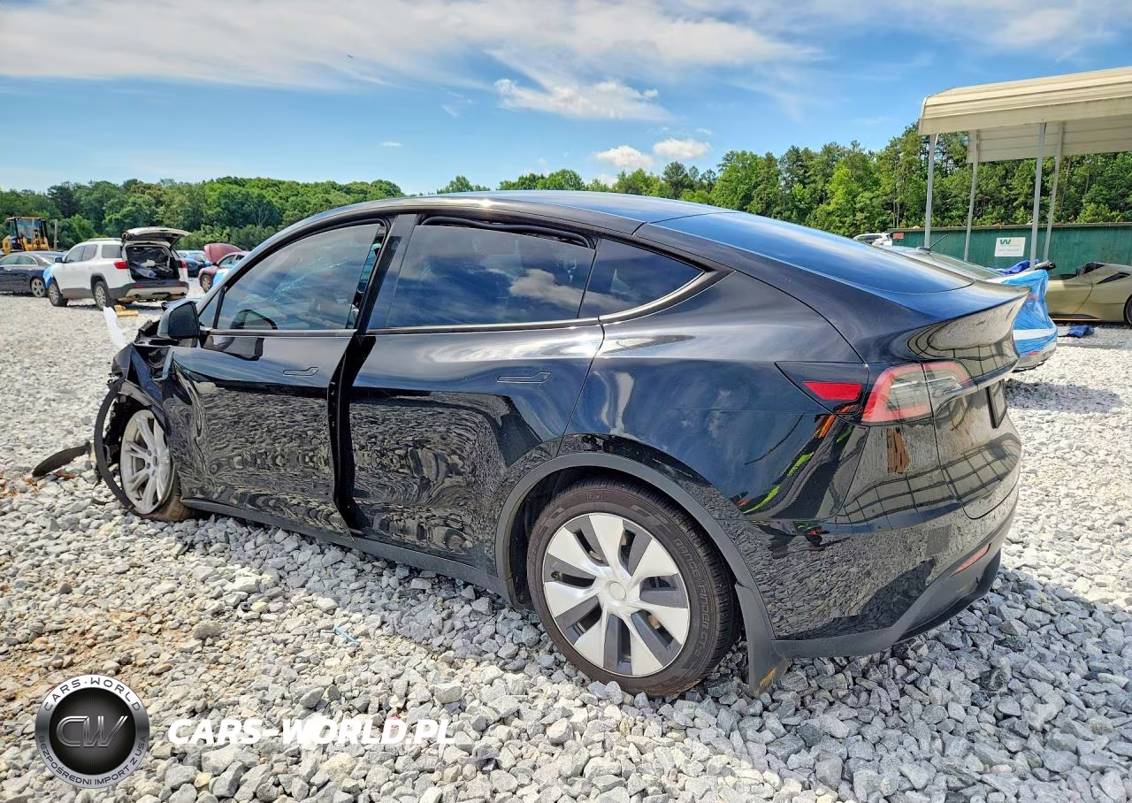 2023 Tesla Model Y VIN:7SAYGDEE5PA138784 - 2