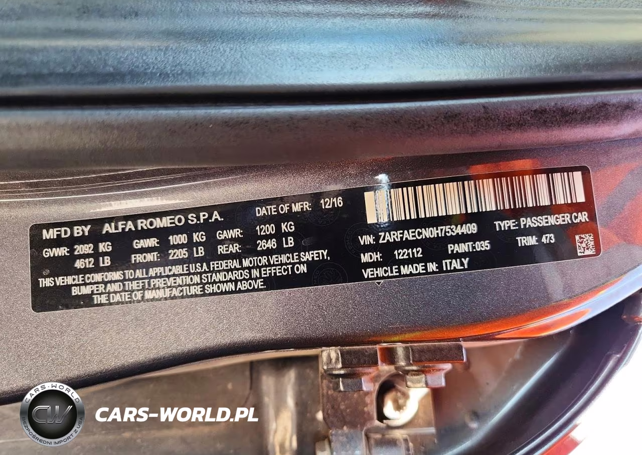 2017 Alfa Romeo Giulia Ti VIN:ZARFAECN0H7534409 - 12