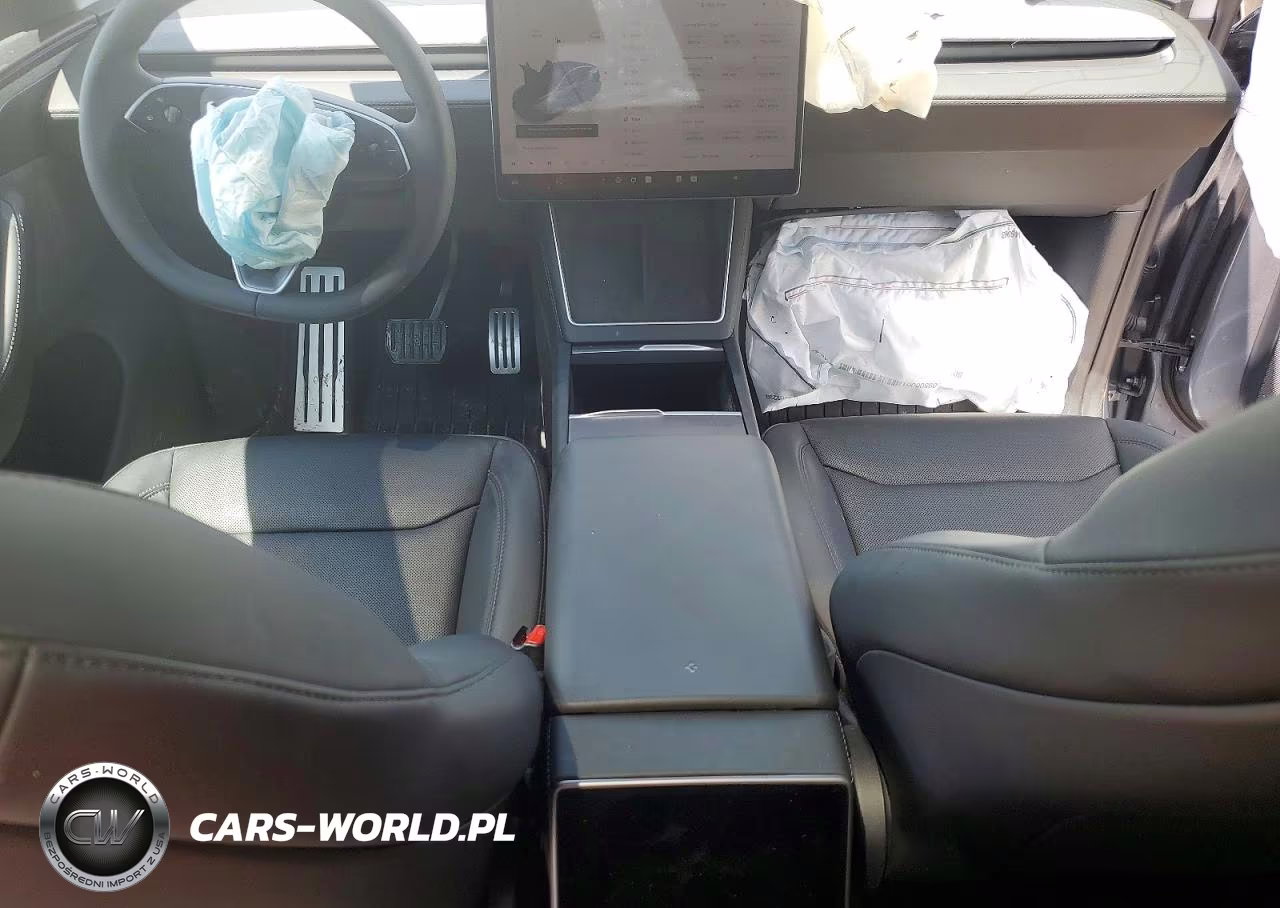 2026 Tesla Model Y VIN:7SAYGDEE8TA452729 - 8