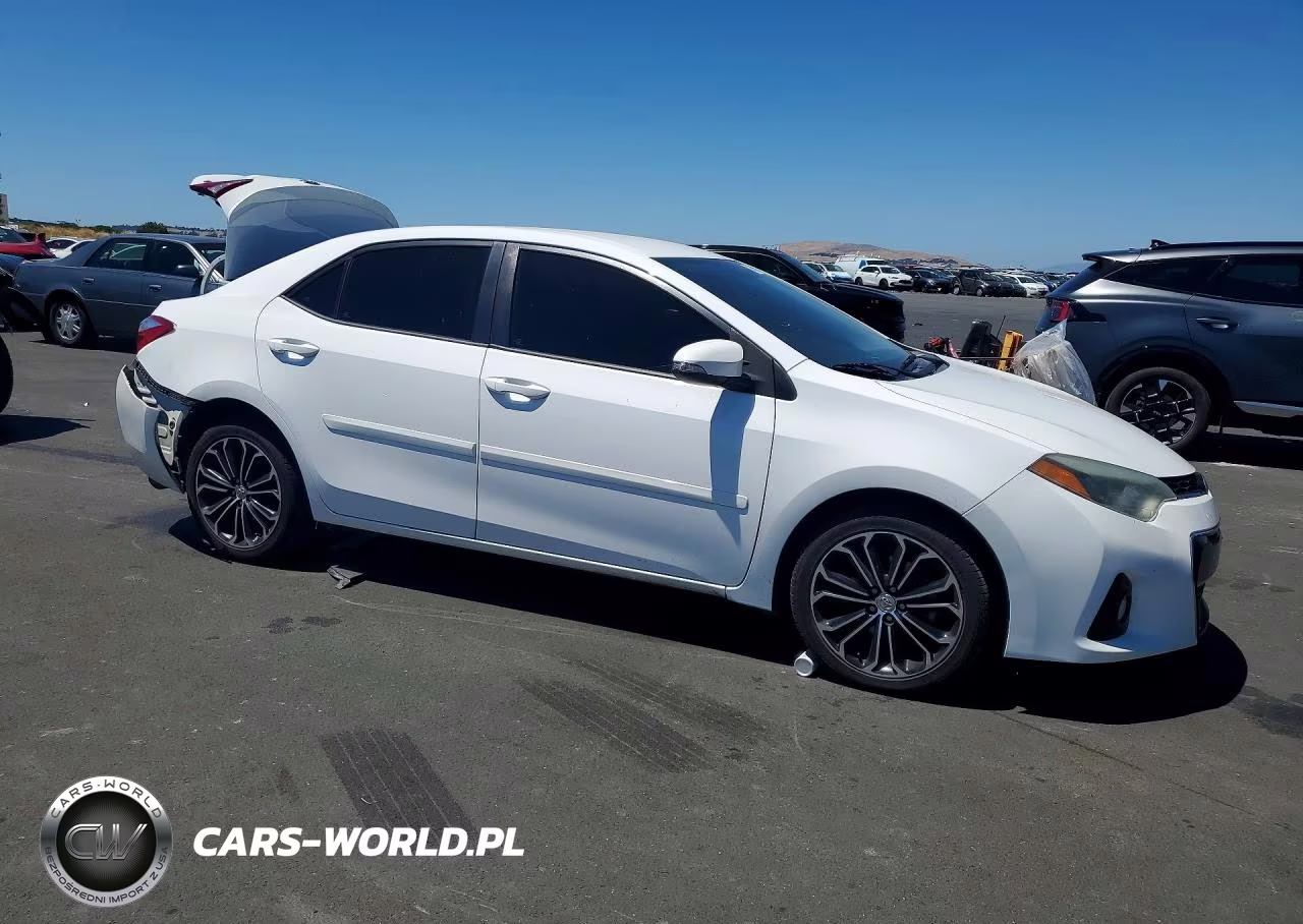 2016 Toyota Corolla S Plus VIN:2T1BURHE2GC597556 - 4