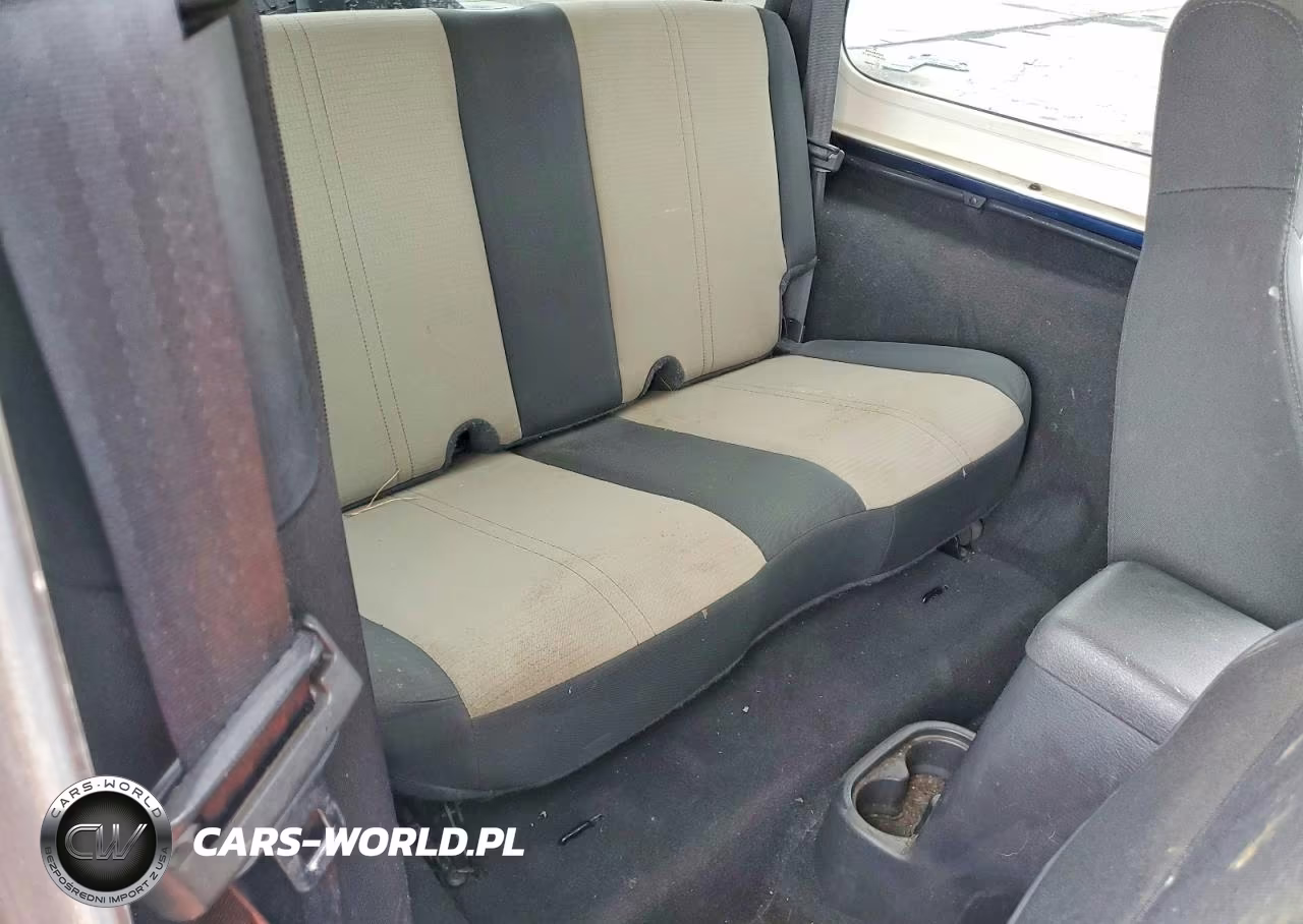 2004 Jeep Wrangler X VIN:1J4FA39S04P799928 - 10