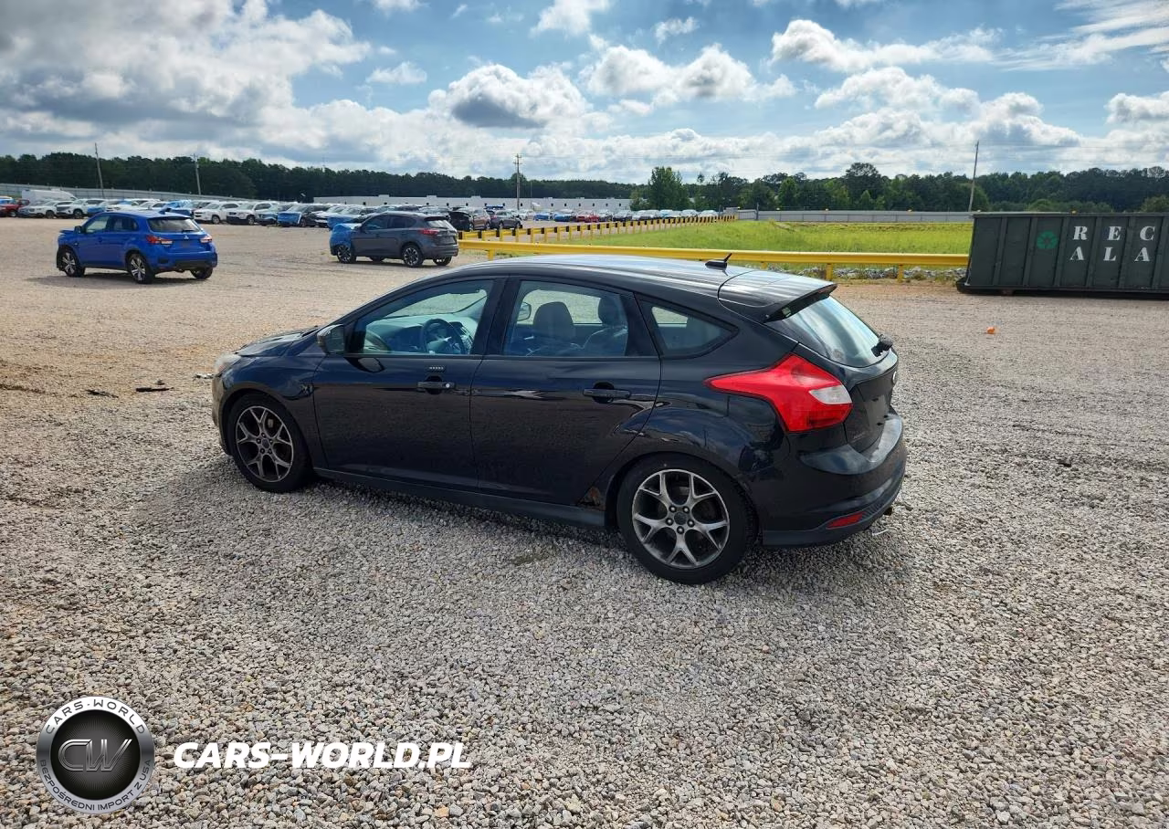 2014 Ford Focus Se VIN:1FADP3K21EL209949 - 2