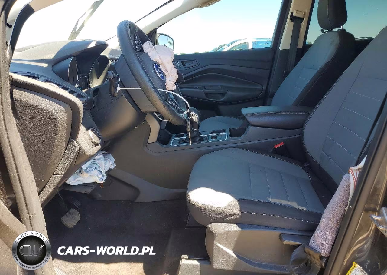 2018 Ford Escape S VIN:1FMCU0F7XJUB68689 - 7