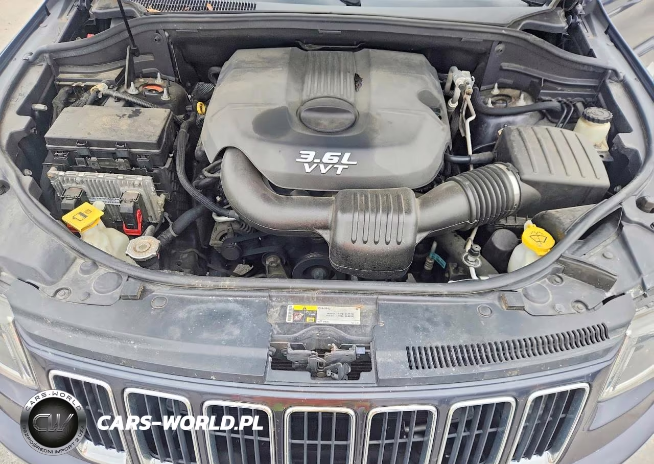 2014 Jeep Grand Cherokee Laredo VIN:1C4RJFAG2EC209751 - 12