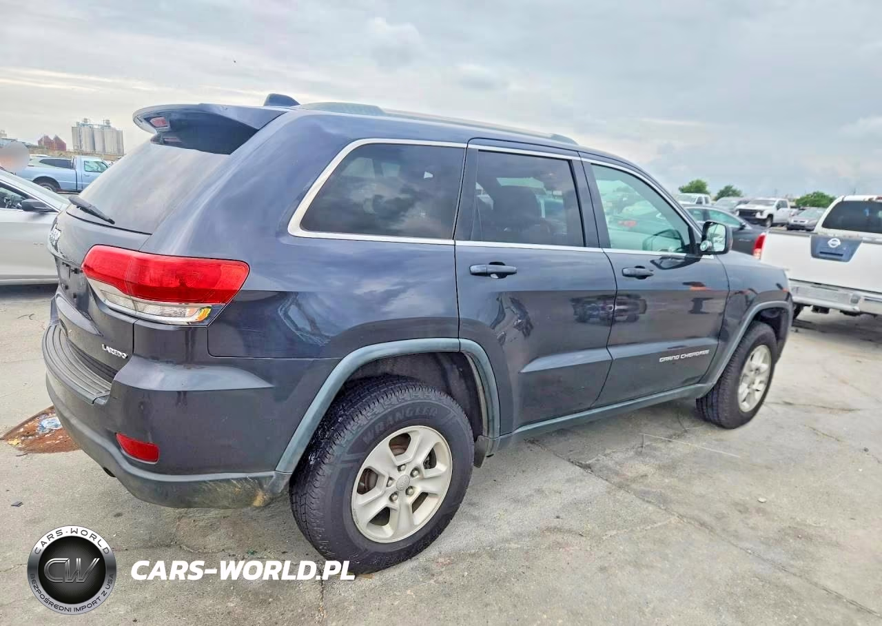 2014 Jeep Grand Cherokee Laredo VIN:1C4RJFAG2EC209751 - 3