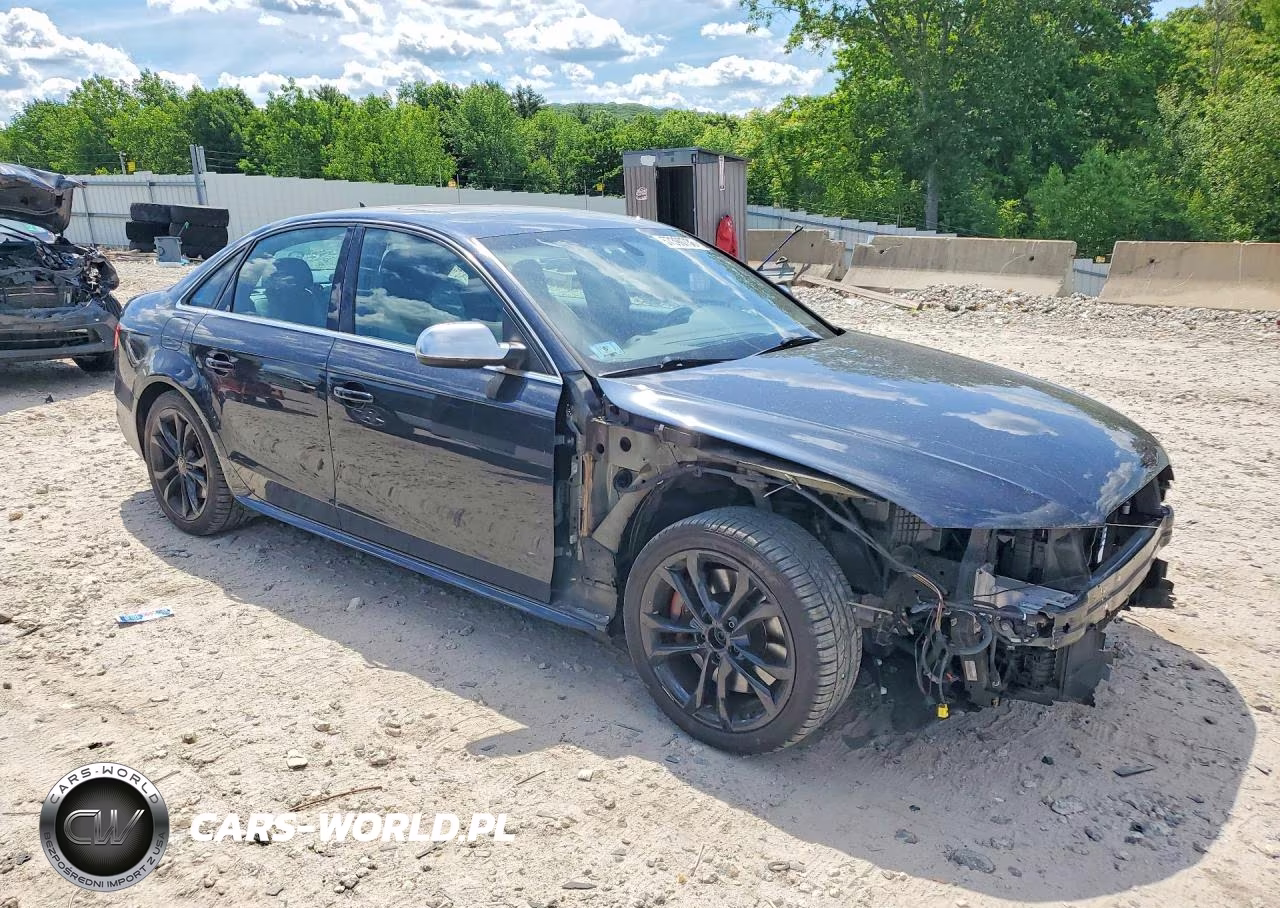 2014 Audi S4 Premium Plus VIN:WAUBGAFL3EA141686 - 4