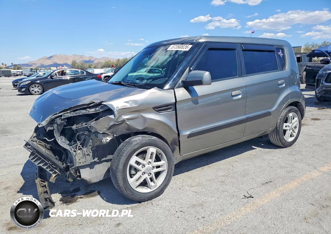 2010 Kia Soul +