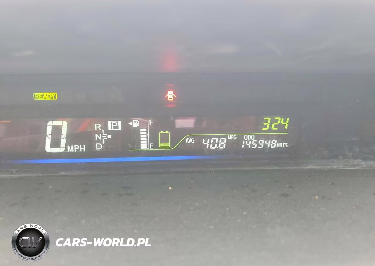 2013 Toyota Prius V Three VIN:JTDZN3EU0D3230373 - 9