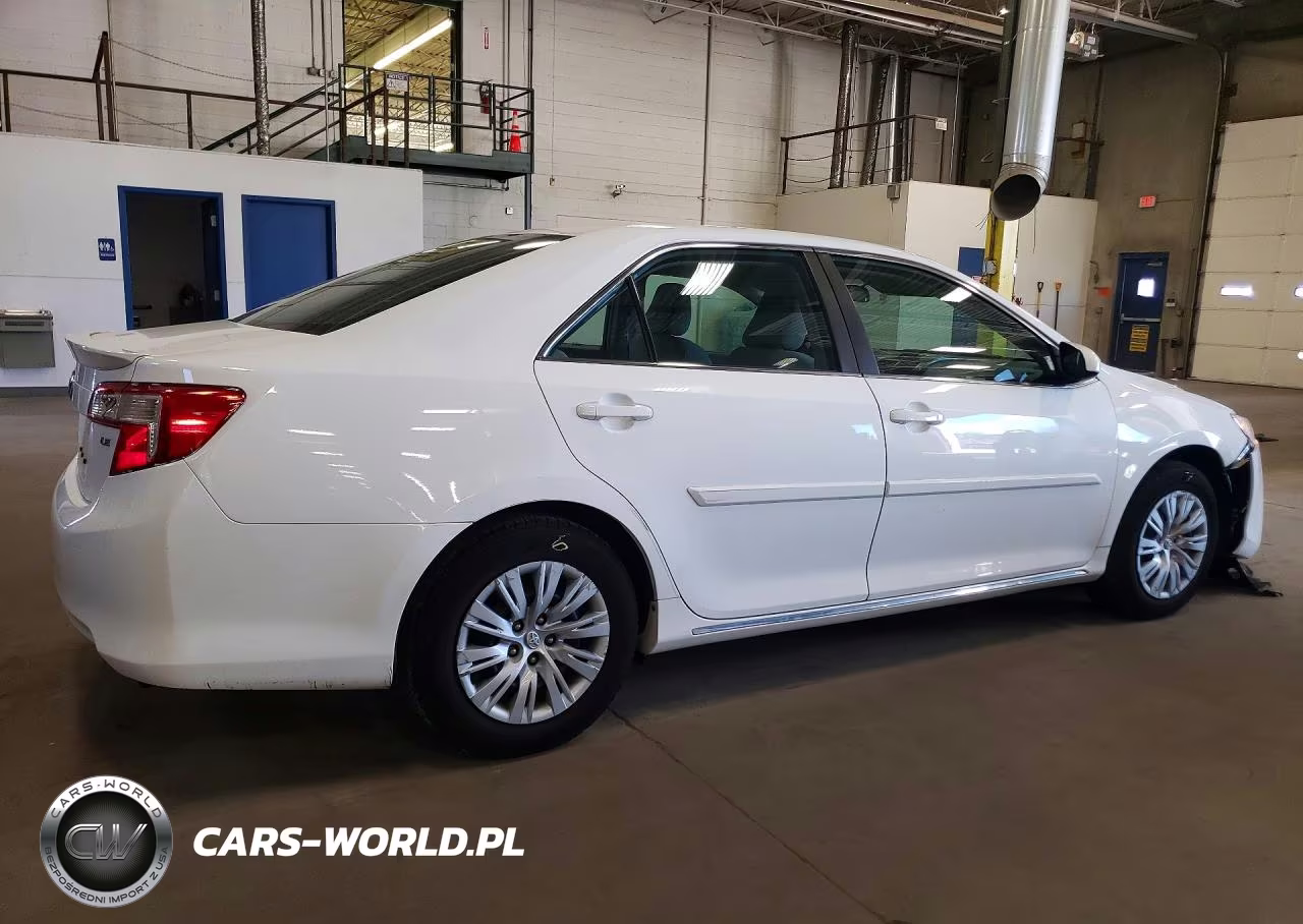 2012 Toyota Camry Le VIN:4T4BF1FK7CR245981 - 3