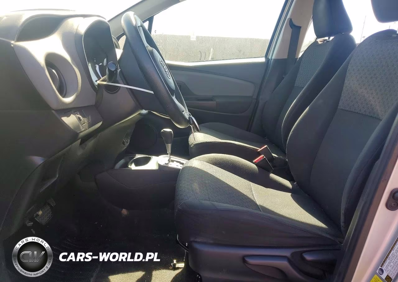 2015 Toyota Yaris 5-Door L VIN:VNKKTUD32FA033717 - 7