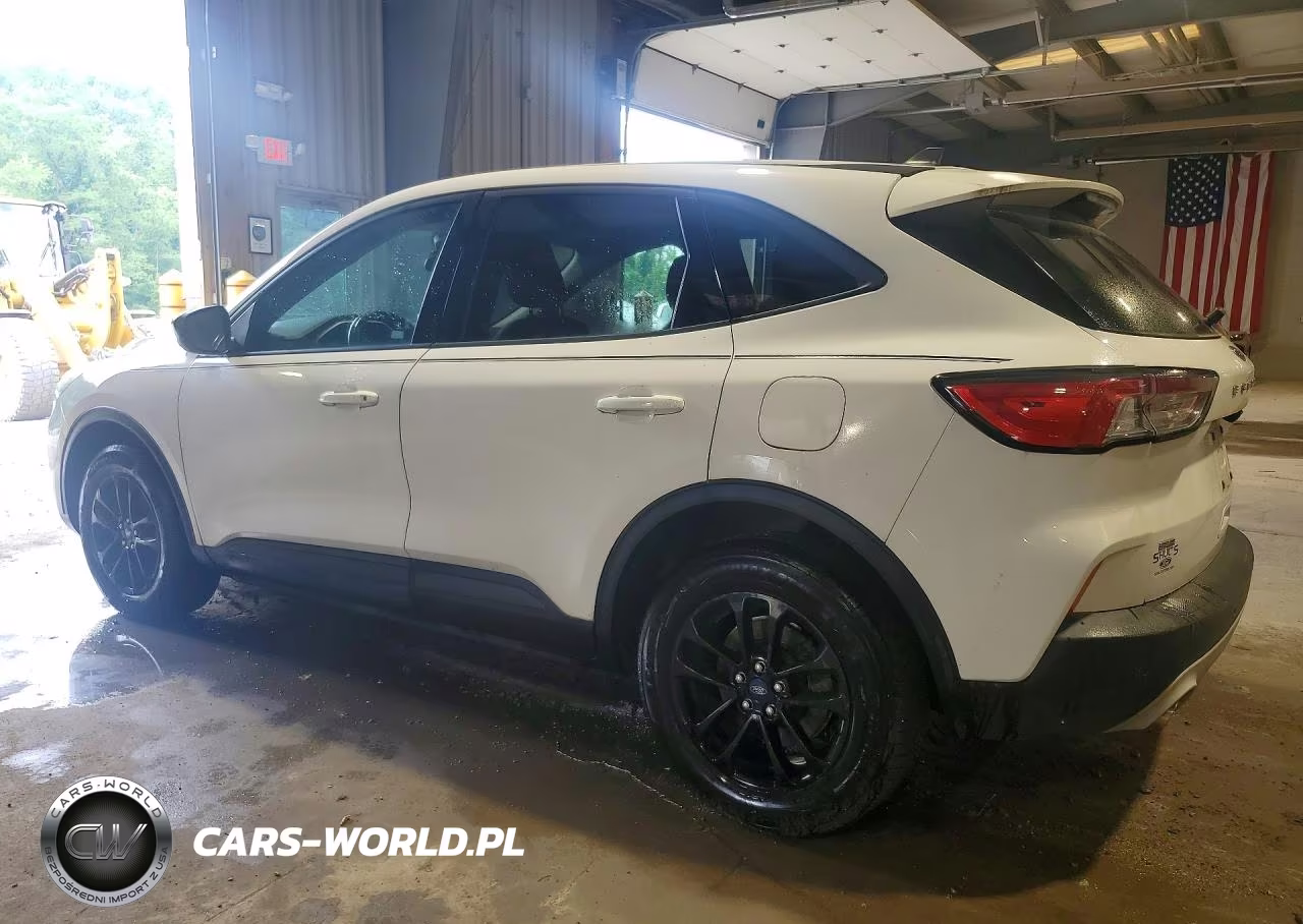 2020 Ford Escape Se Sport VIN:1FMCU9BZ3LUB13404 - 2