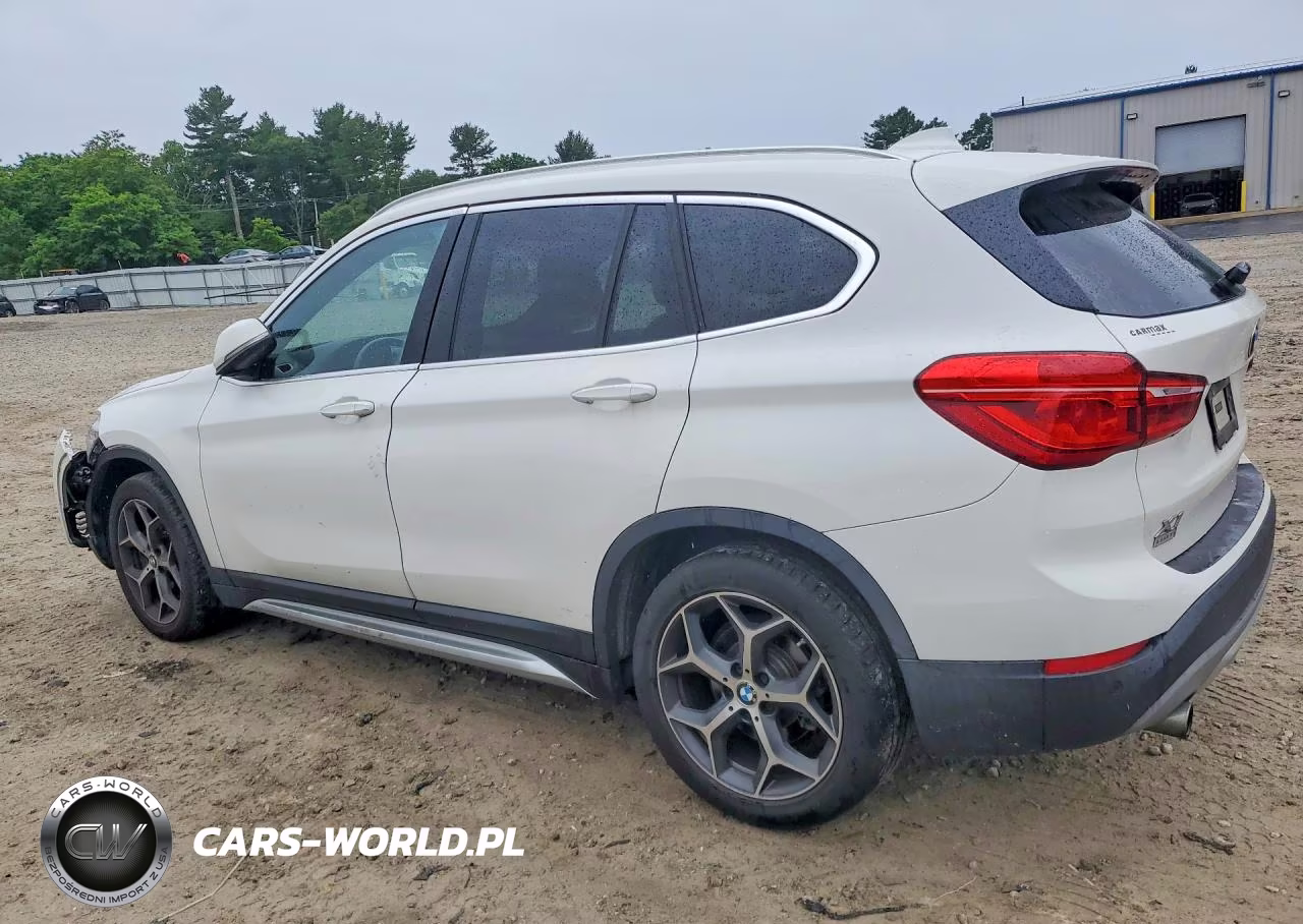 2018 BMW X1 xDrive28I VIN:WBXHT3C34J5L30815 - 2