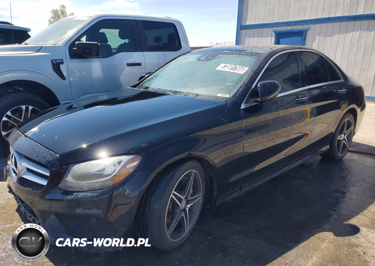 2017 Mercedes-Benz C 300 4Matic – zdjęcie 1 z 12