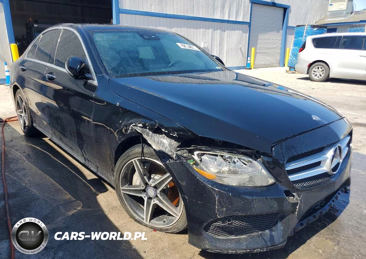 2017 Mercedes-Benz C 300 4Matic VIN:55SWF4KB0HU193499 - 4