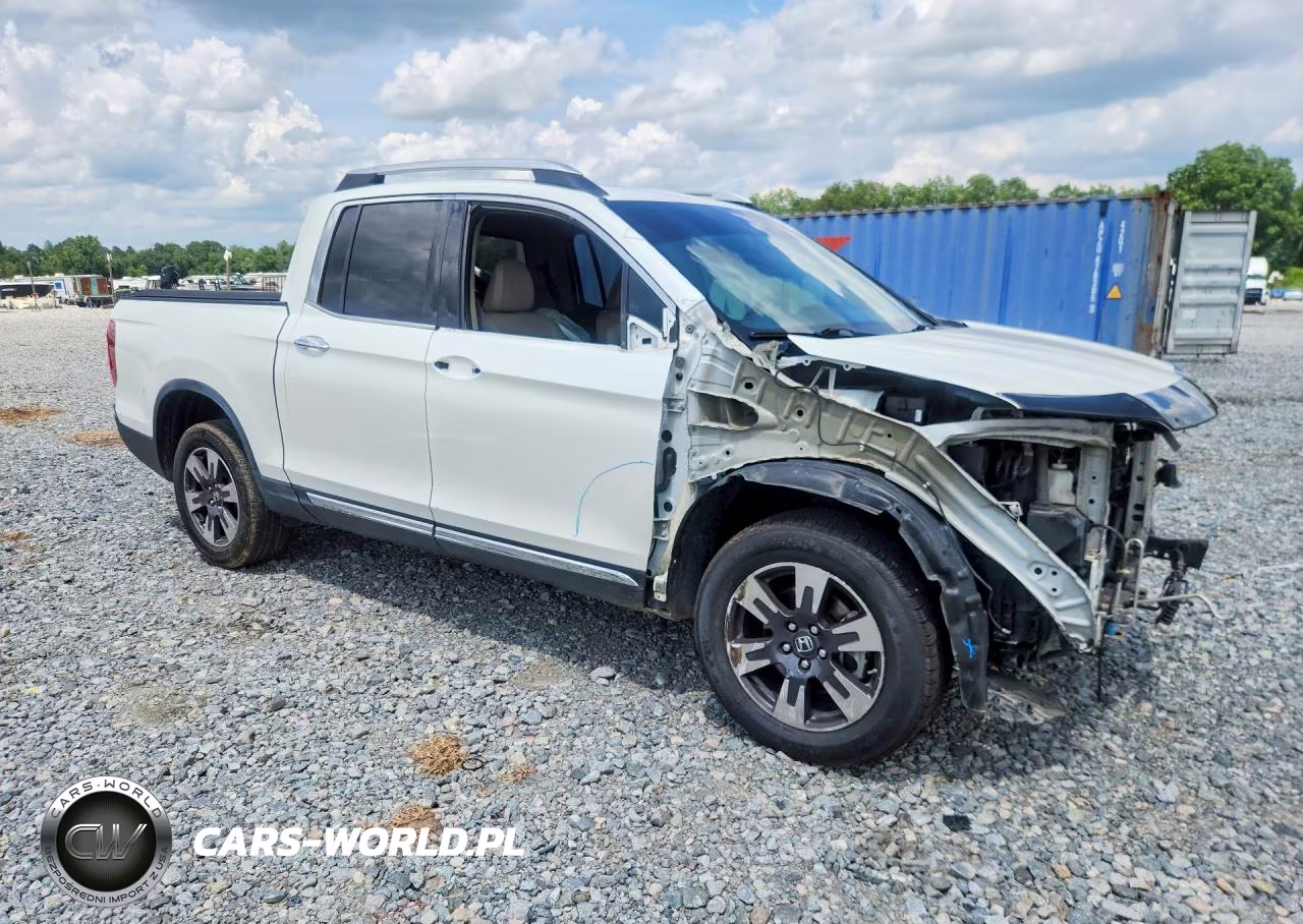 2017 Honda Ridgeline Rtl VIN:5FPYK3F76HB023645 - 4