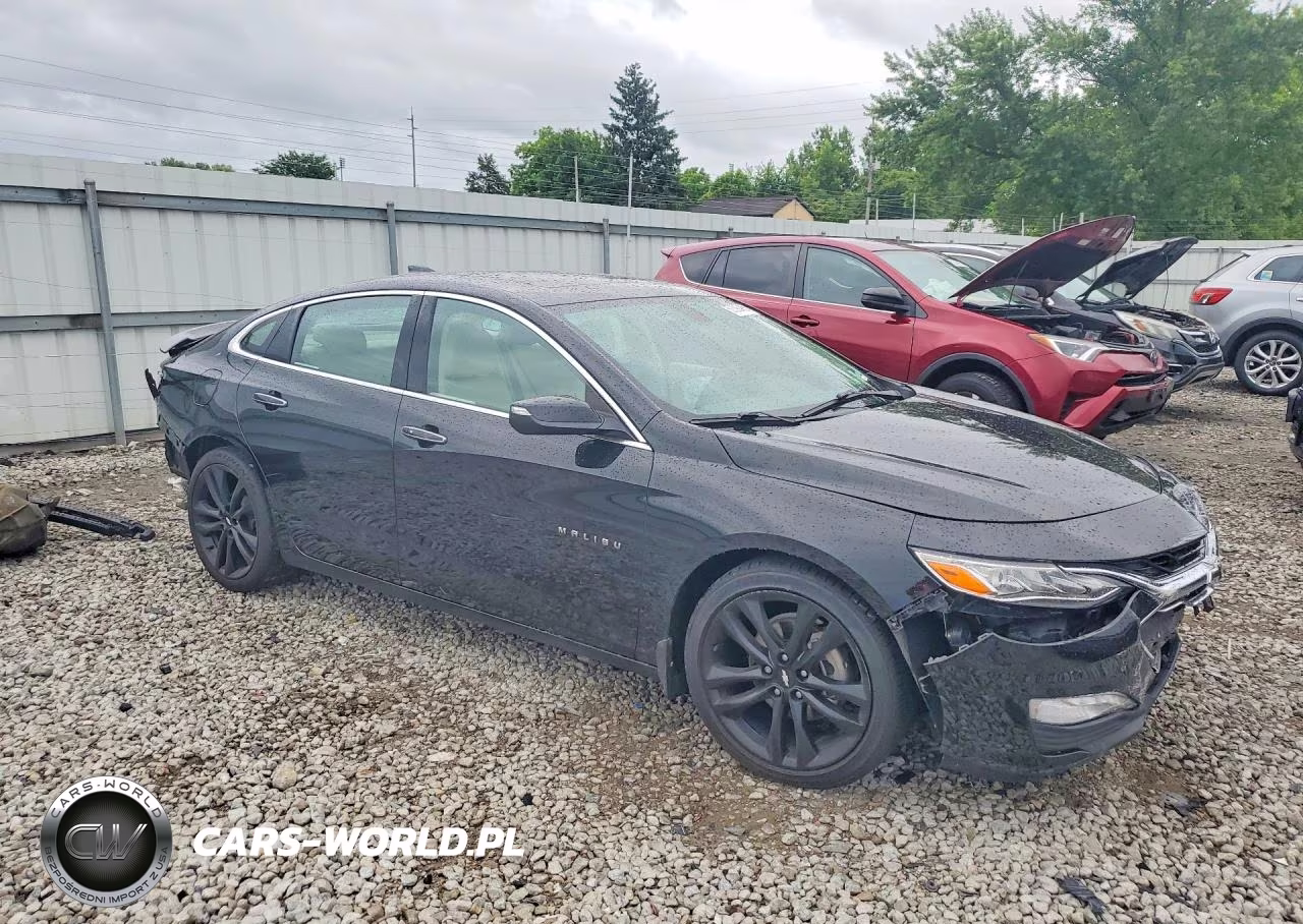 2020 Chevrolet Malibu Premier VIN:1G1ZE5SX8LF126634 - 4