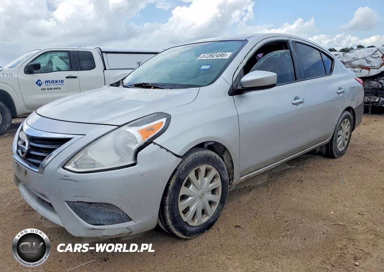 2017 Nissan Versa 1.8 Sl