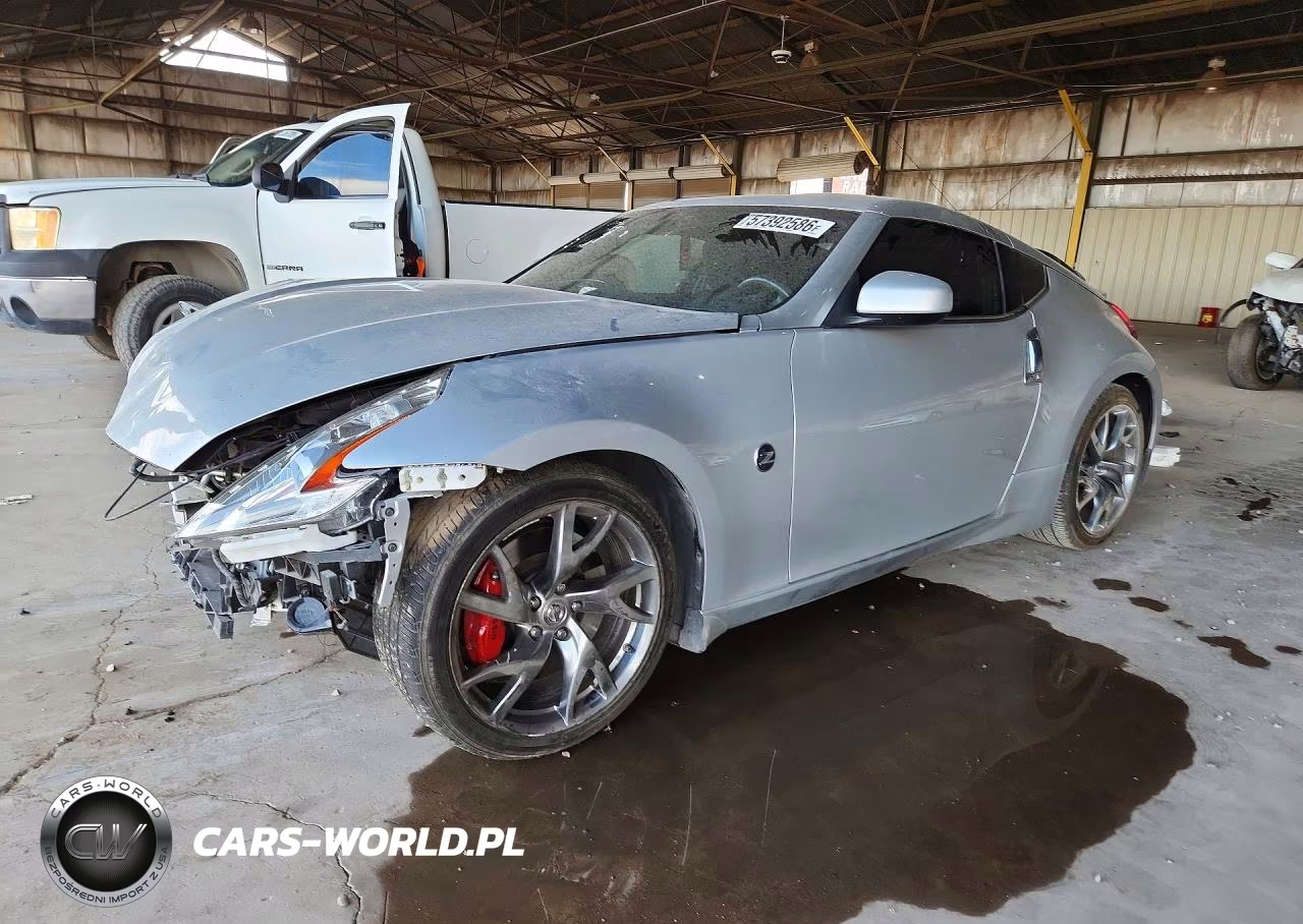 2015 Nissan 370Z Sport