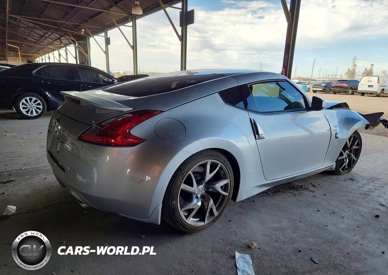 2015 Nissan 370Z Sport VIN:JN1AZ4EH1FM441205 - 3