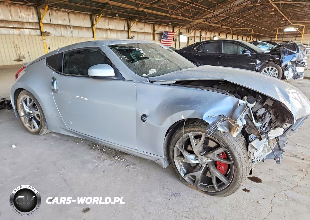 2015 Nissan 370Z Sport VIN:JN1AZ4EH1FM441205 - 4