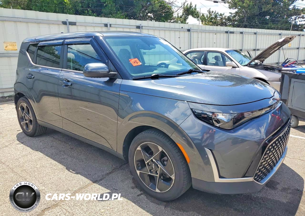 2023 Kia Soul Ex VIN:KNDJ33AUXP7194018 - 4