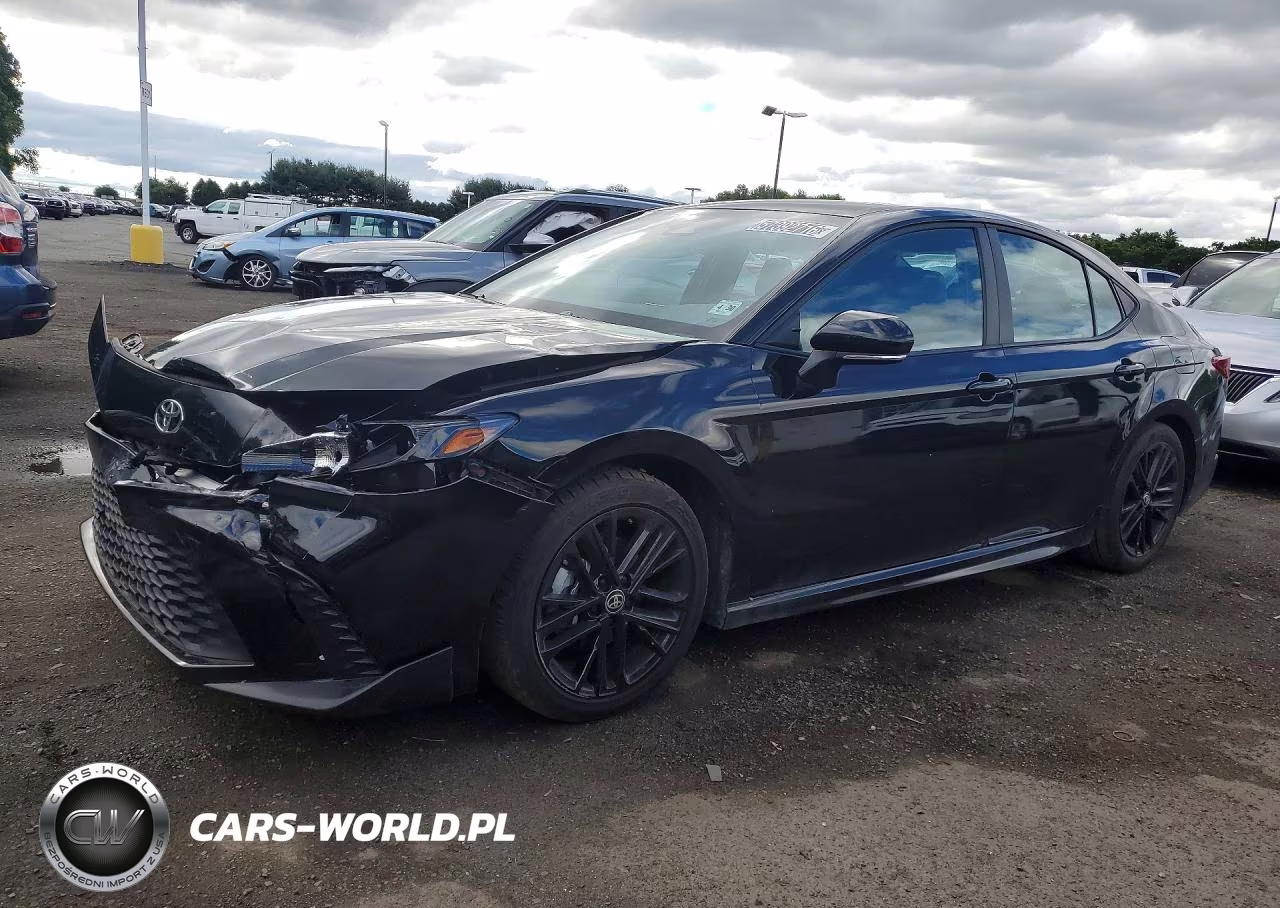 2025 Toyota Camry Se – zdjęcie 1 z 12