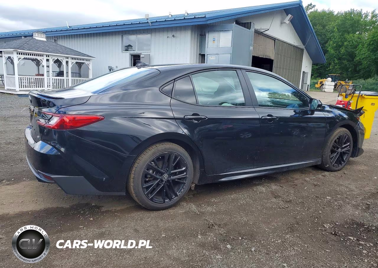 2025 Toyota Camry Se VIN:4T1DAACK0SU143653 - 3