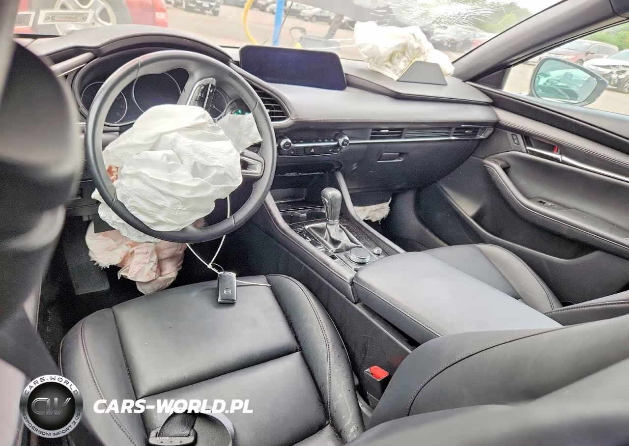 2024 Mazda 3 Preferred VIN:JM1BPALMXR1714377 - 8
