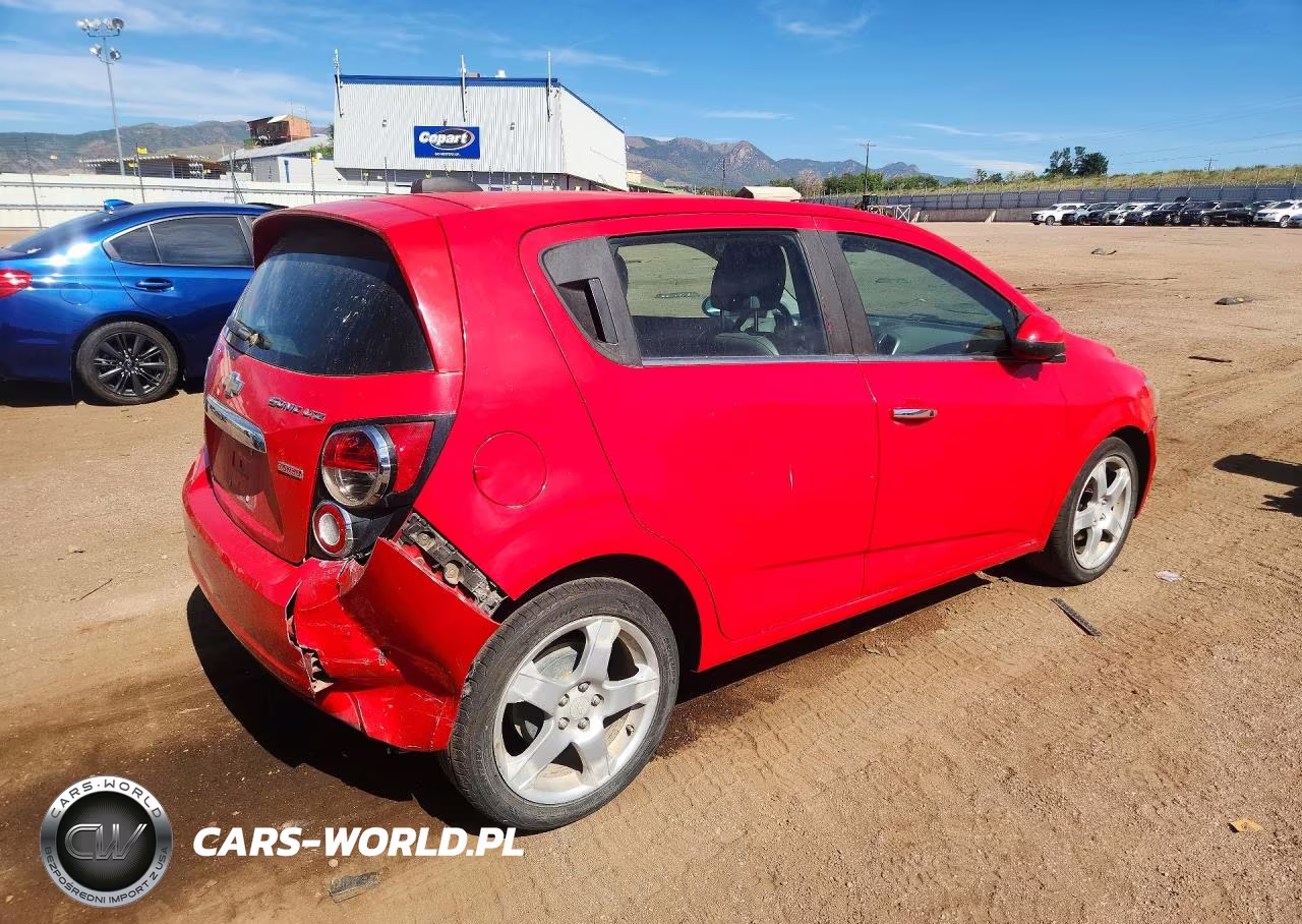 2015 Chevrolet Sonic VIN:1G1JE6SB0F4119393 - 3