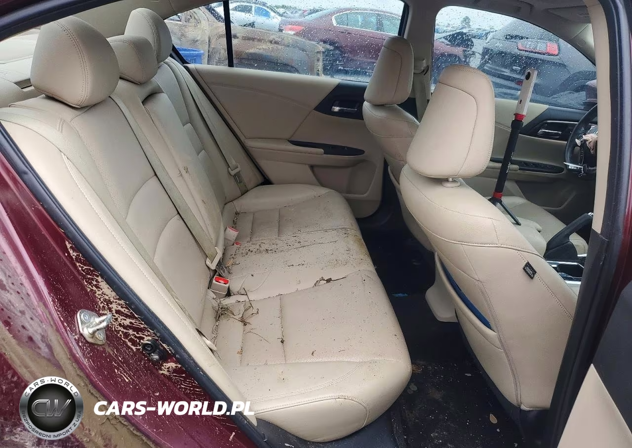 2017 Honda Accord Touring VIN:1HGCR3F96HA008590 - 10