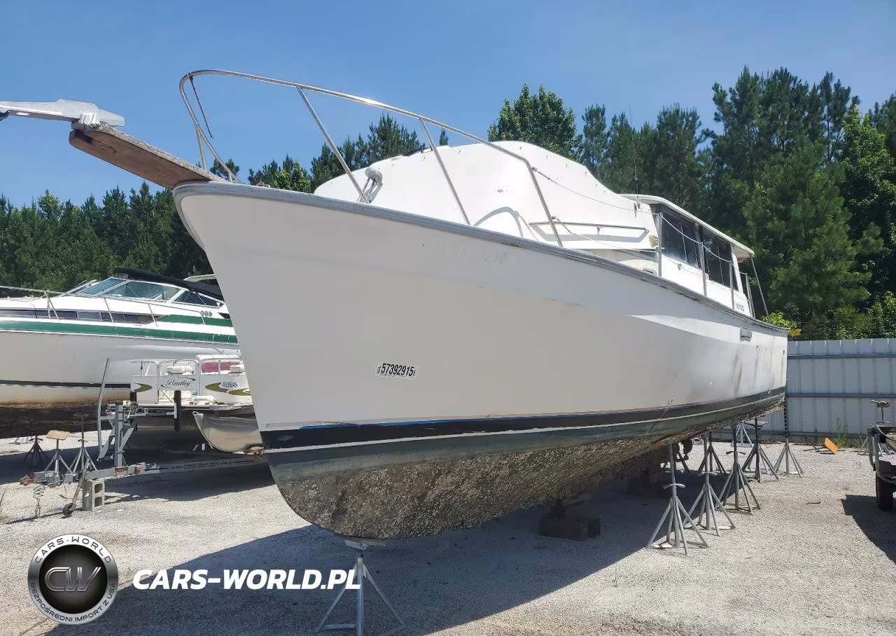 1979 Mainship Trawler VIN:MPC00366M79J - 2