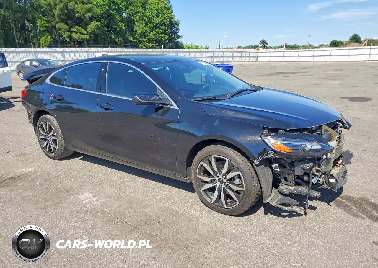 2023 Chevrolet Malibu Rs VIN:1G1ZG5ST8PF157590 - 4