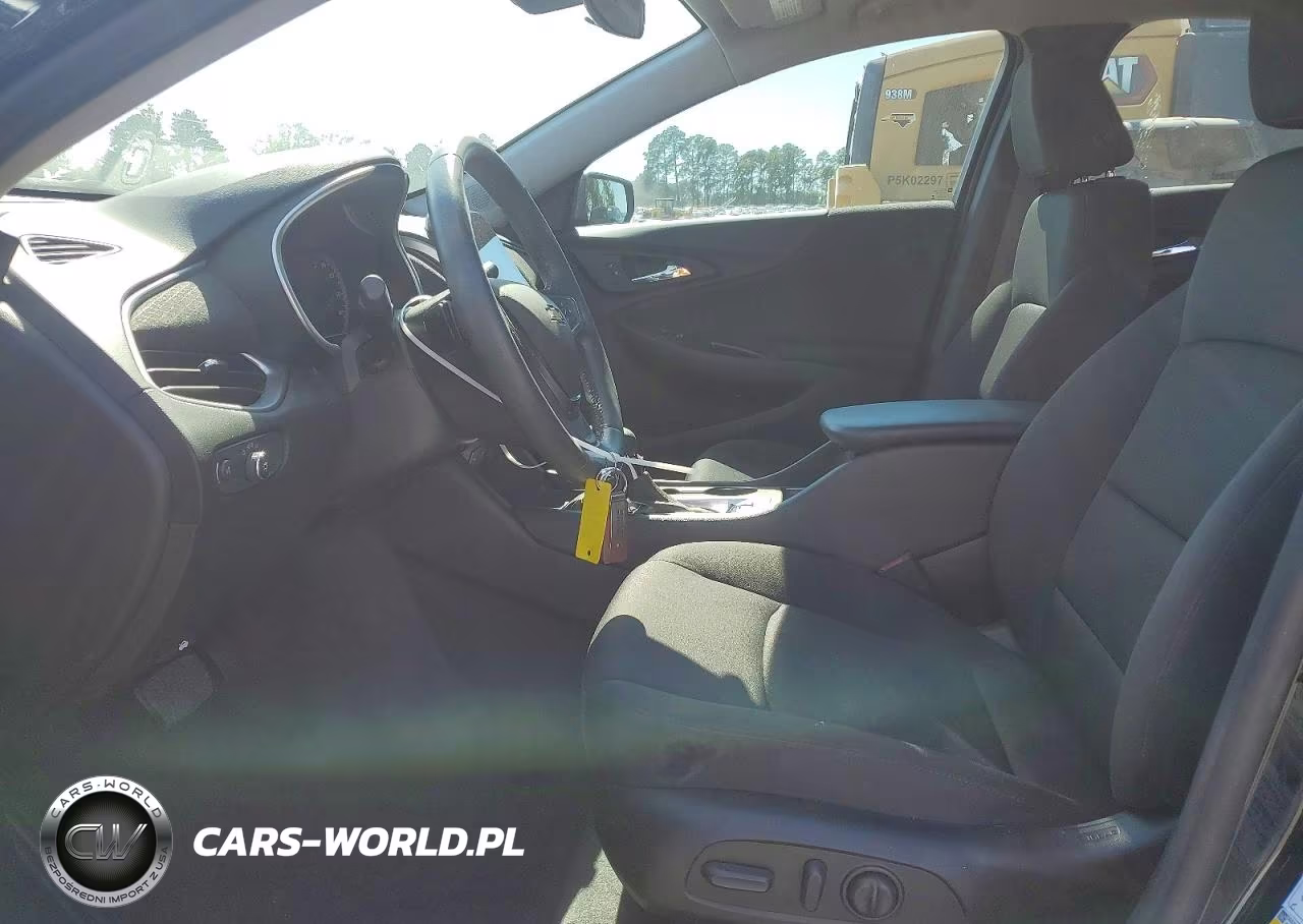 2023 Chevrolet Malibu Rs VIN:1G1ZG5ST8PF157590 - 7