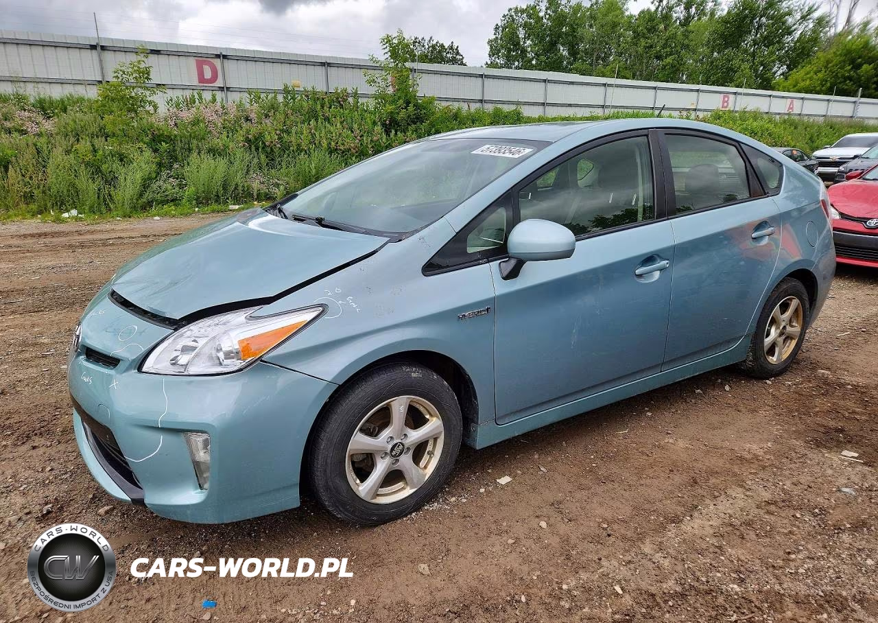 2015 Toyota Prius Three – zdjęcie 1 z 12