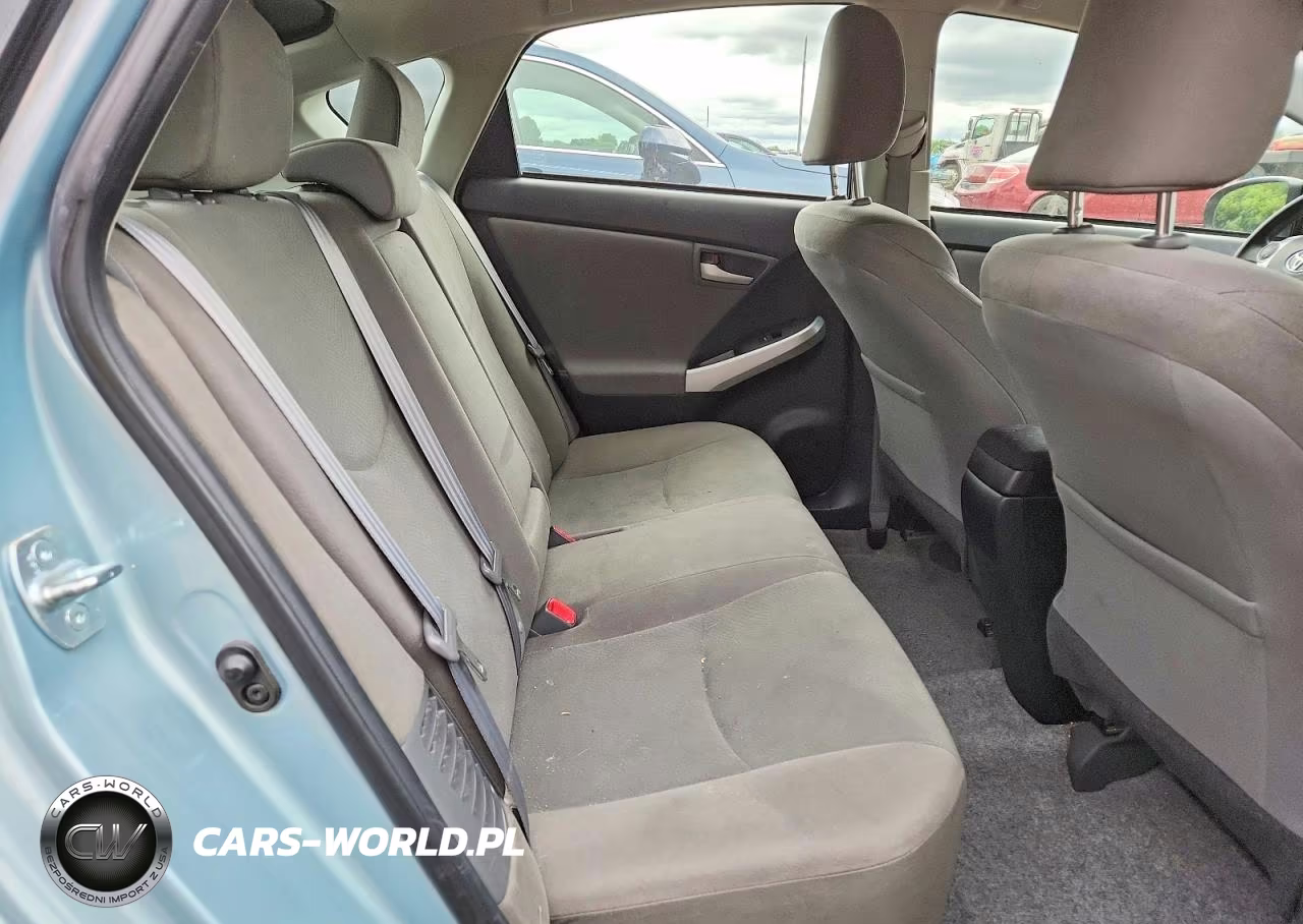 2015 Toyota Prius Three VIN:JTDKN3DU8F1920146 - 10
