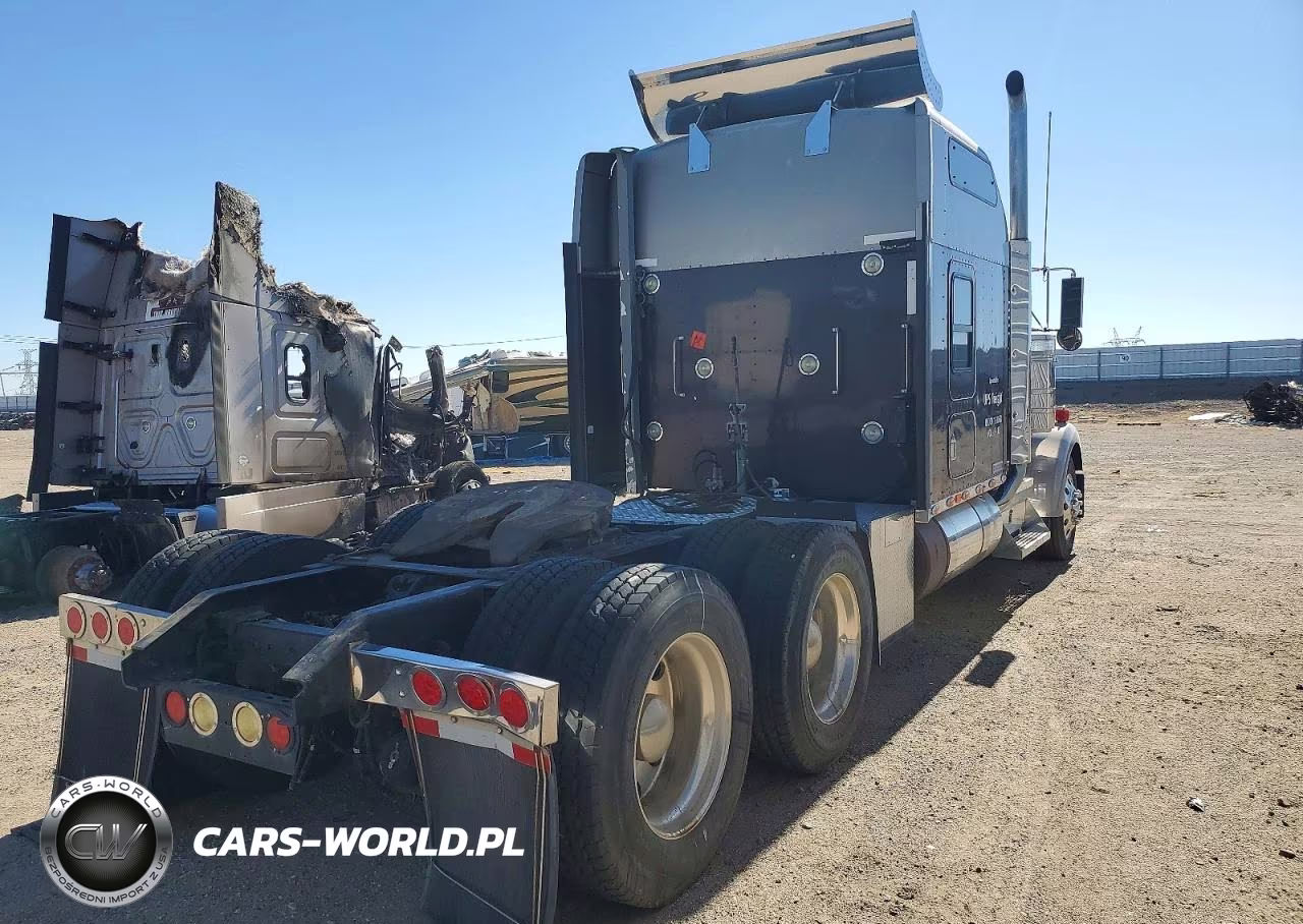 2006 Kenworth Construction W900 VIN:1XKWDB9X46R133492 - 4