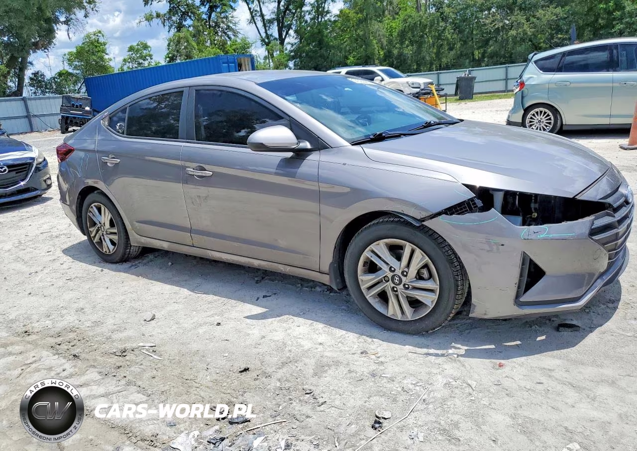 2020 Hyundai Elantra Sel VIN:KMHD84LF7LU062716 - 4