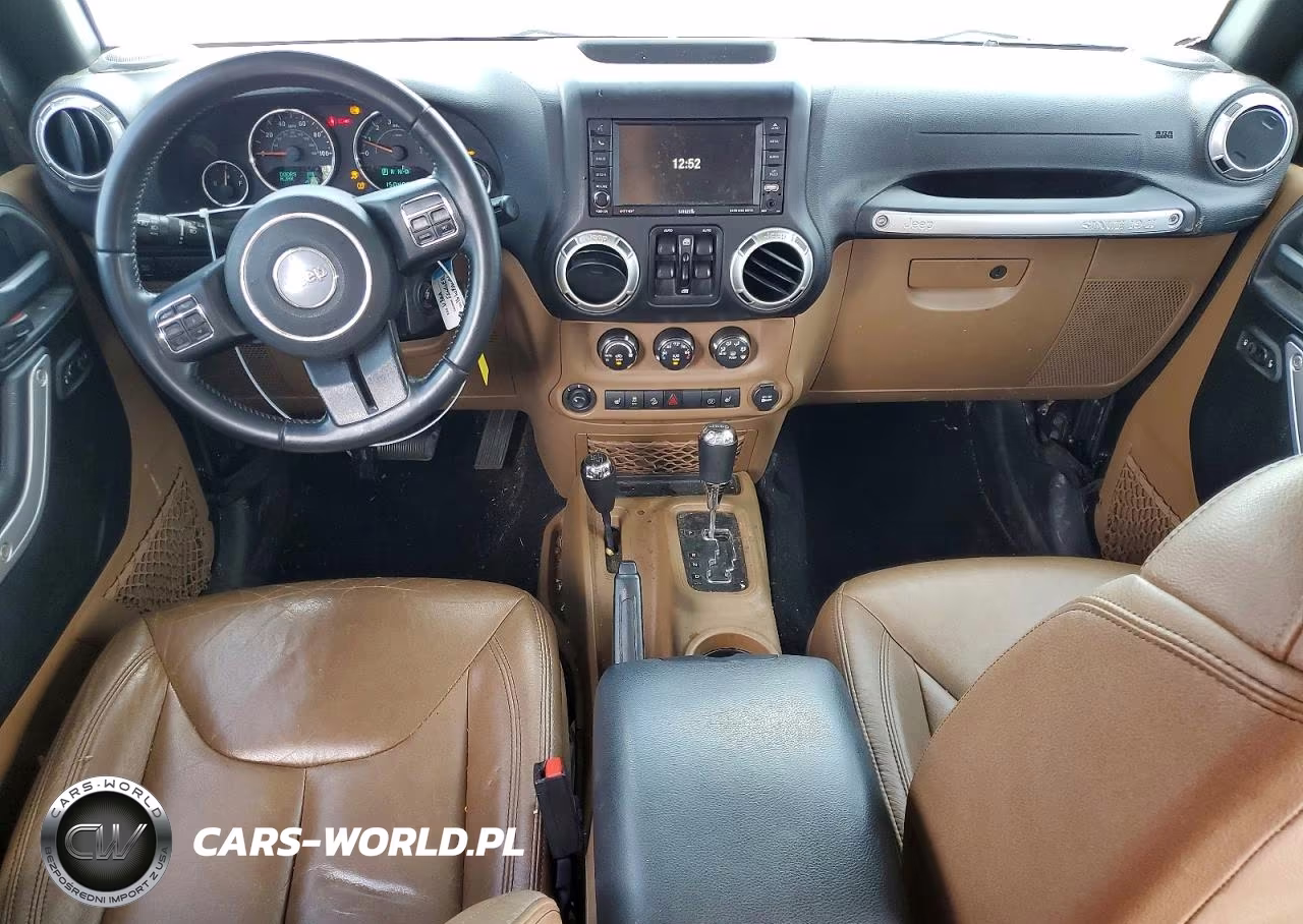 2016 Jeep Wrangler Unlimited Rubicon VIN:1C4BJWFG8GL299548 - 8