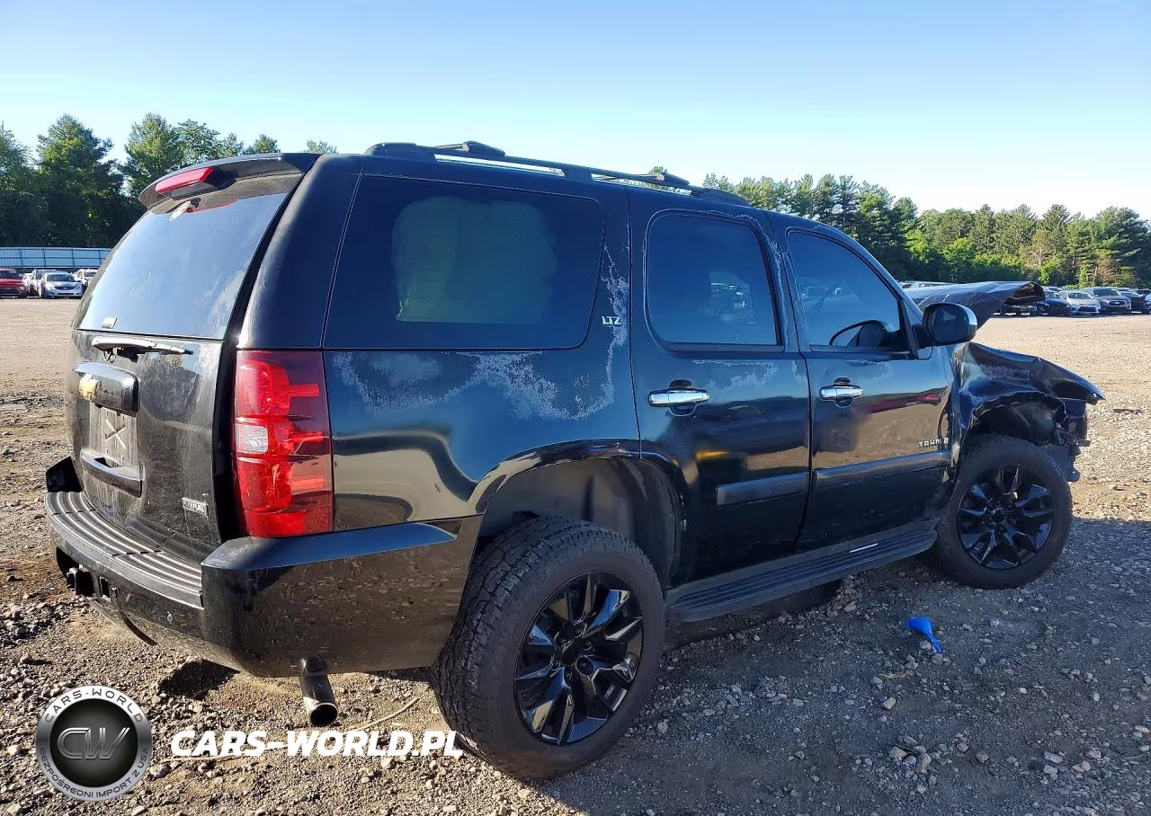 2007 Chevrolet Tahoe K1500 VIN:1GNFK13047J375360 - 3